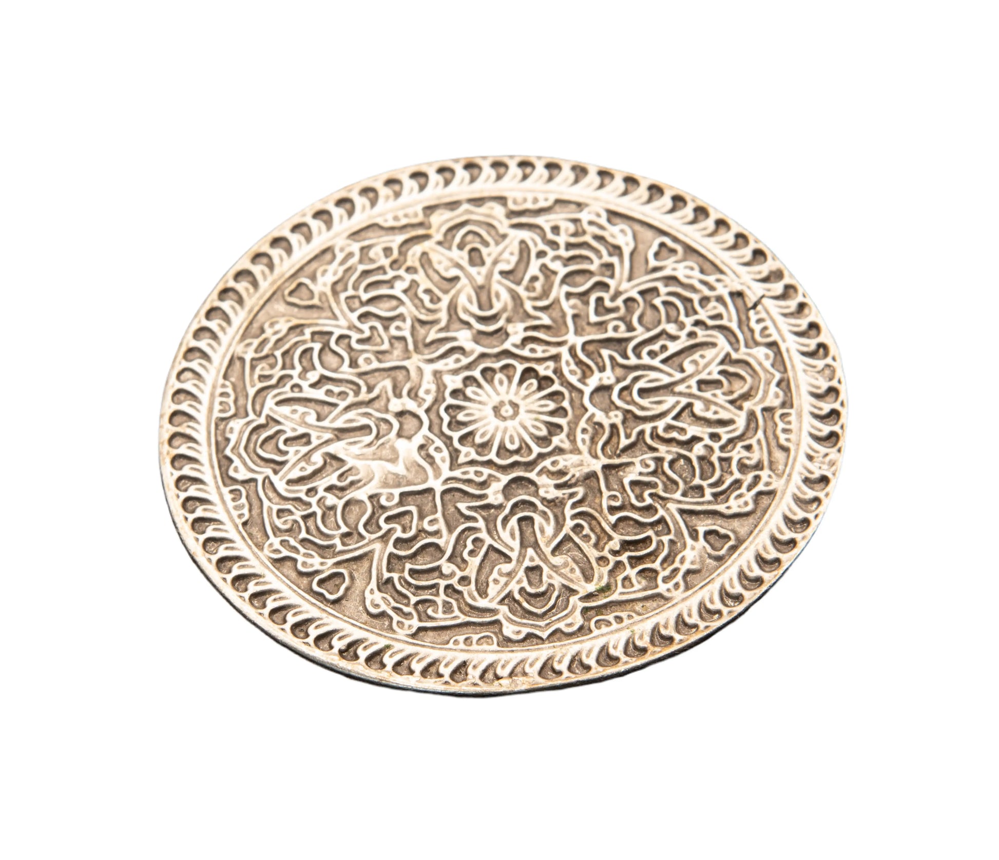 Silver Plated Round Intricate Brooch Hey Bou