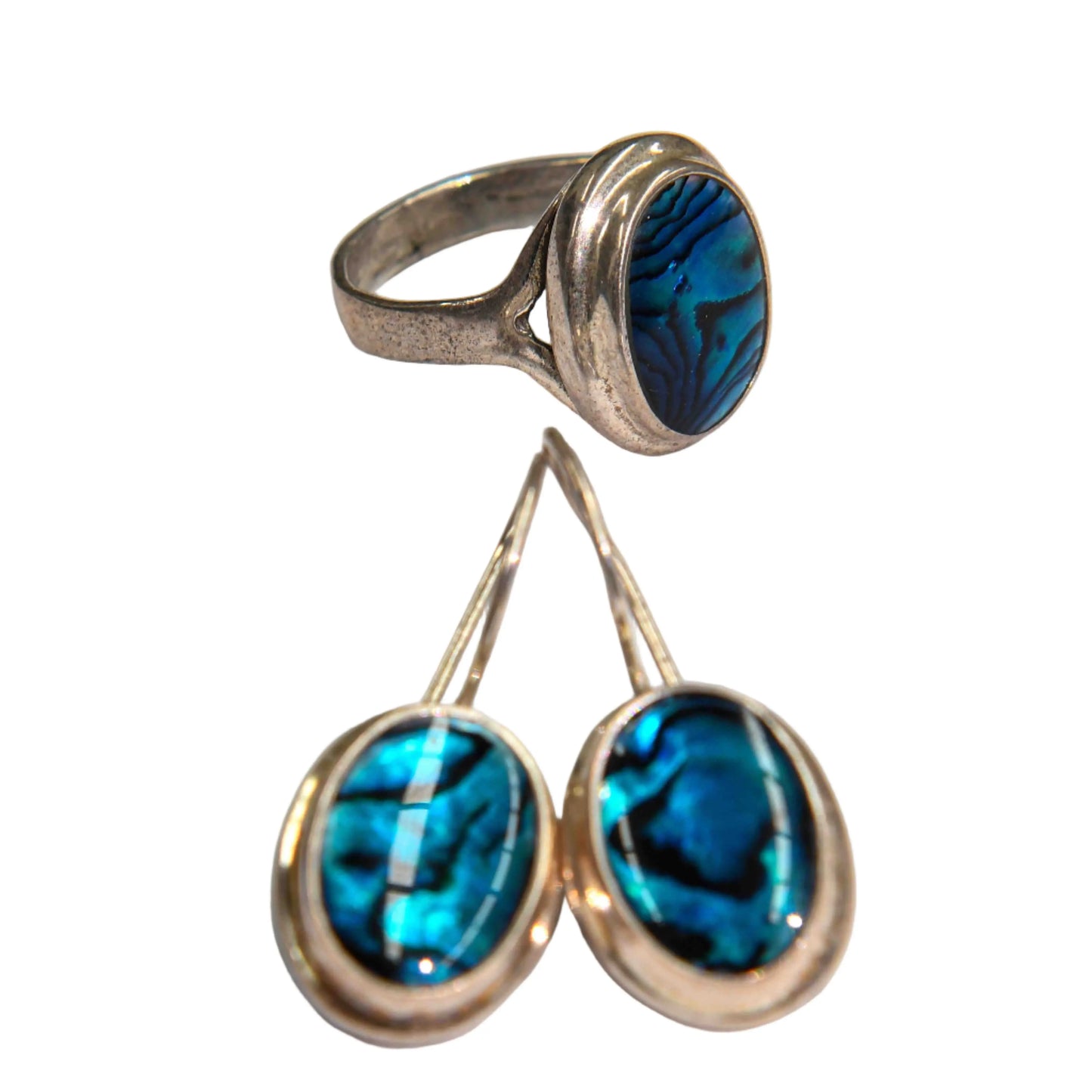 Blue Oval Mother of Pearl Ring Hey Bou