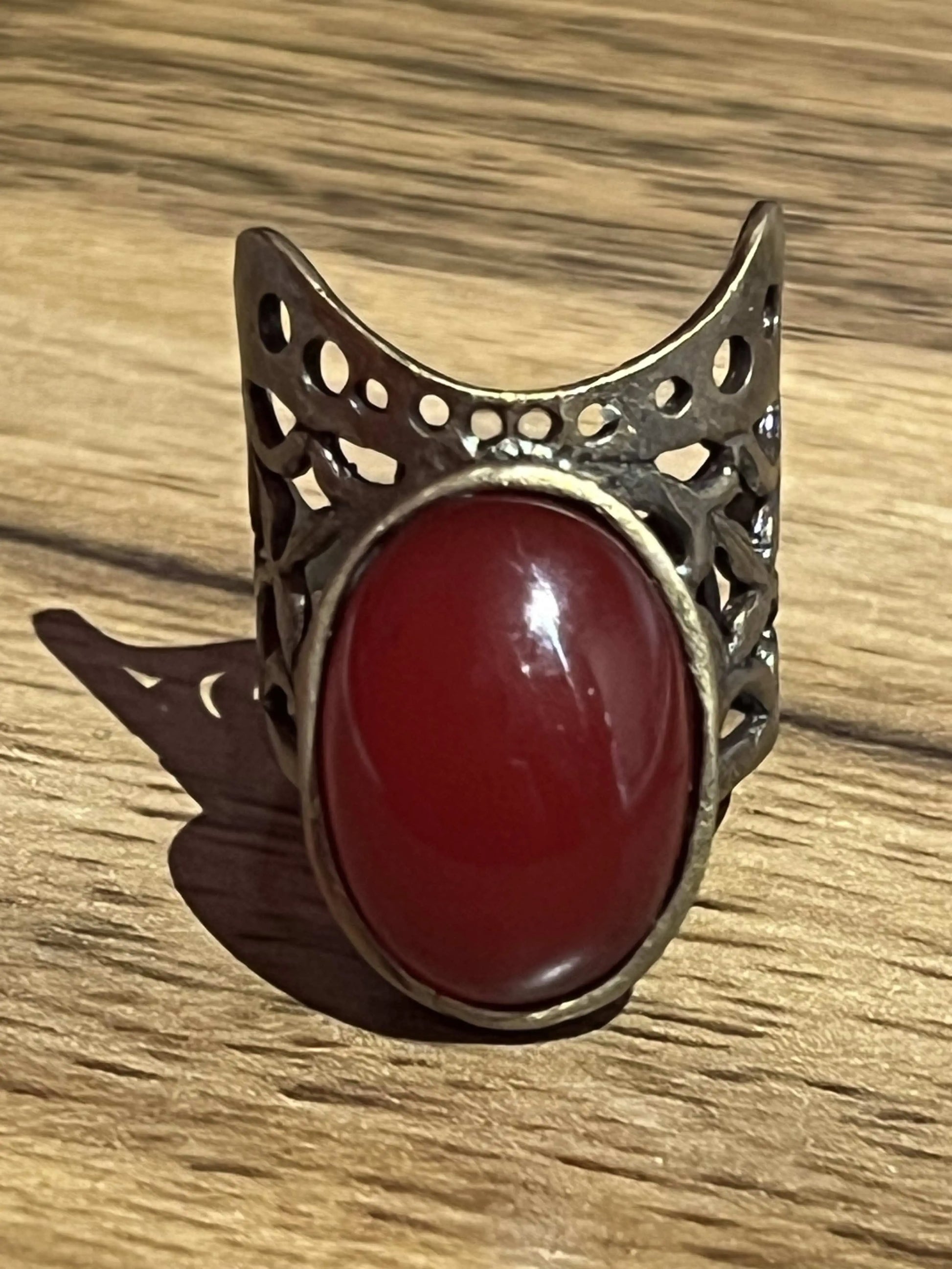 Brass Ring 'Intricate Red' Hey Bou