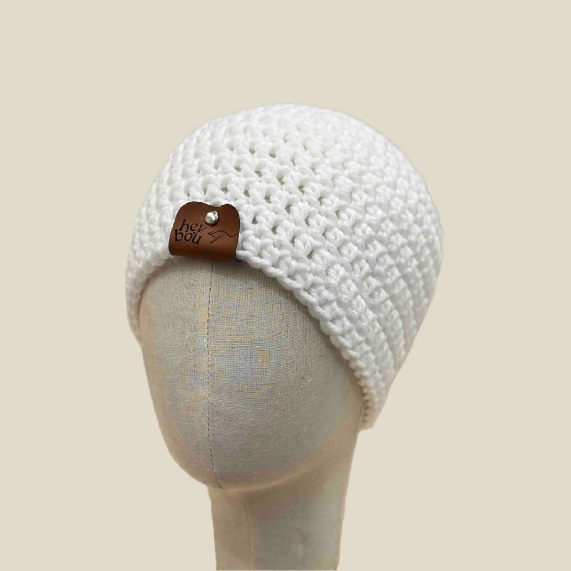 Bulky White Double Crochet Adult Beanie 54-67cm H21cm HeyBou - Made by Lisa