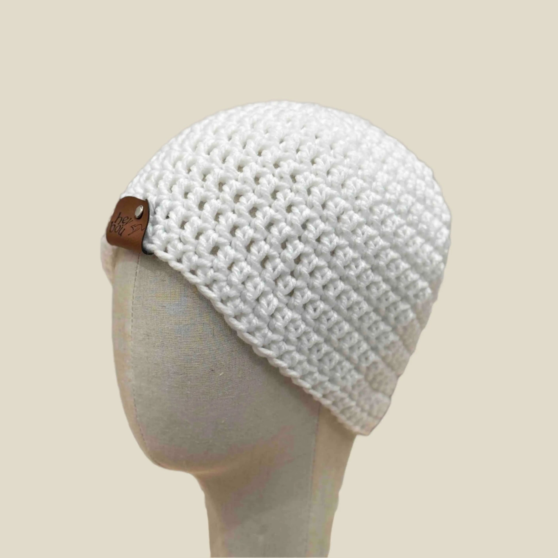 Bulky White Double Crochet Adult Beanie 54-67cm H21cm HeyBou - Made by Lisa