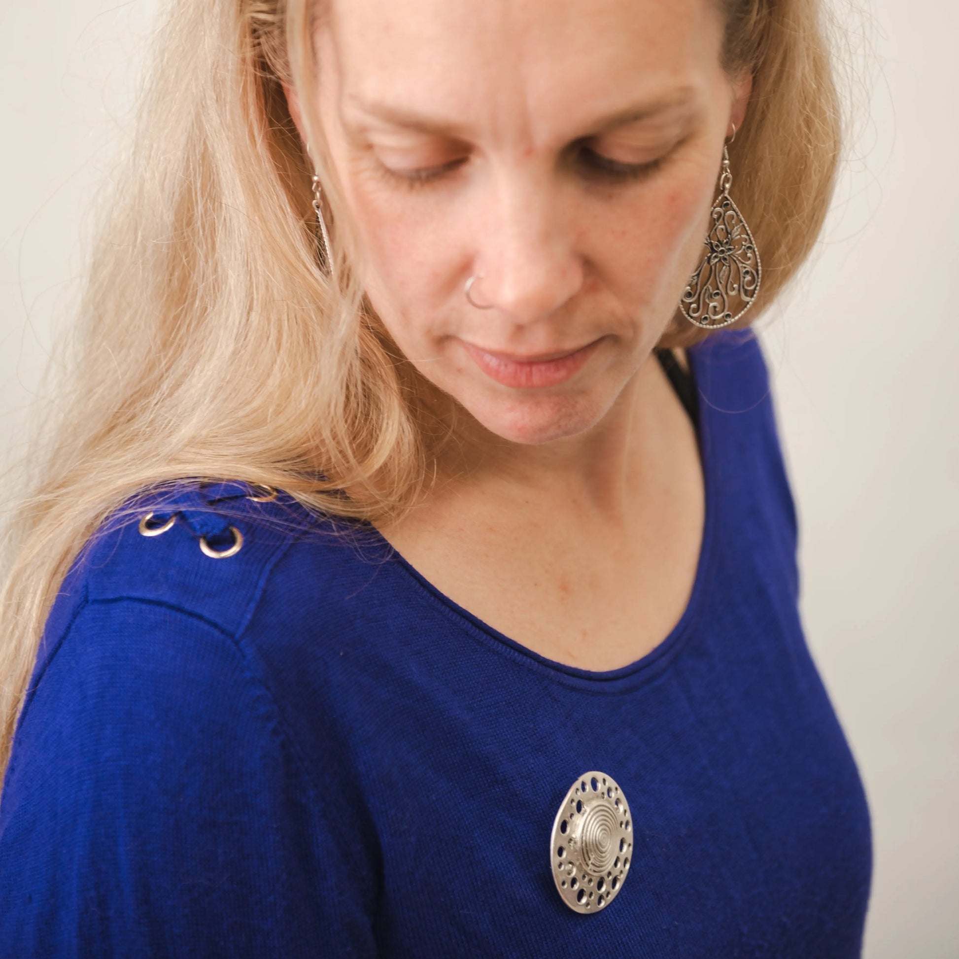 Silver Plated Shield Brooch Hey Bou