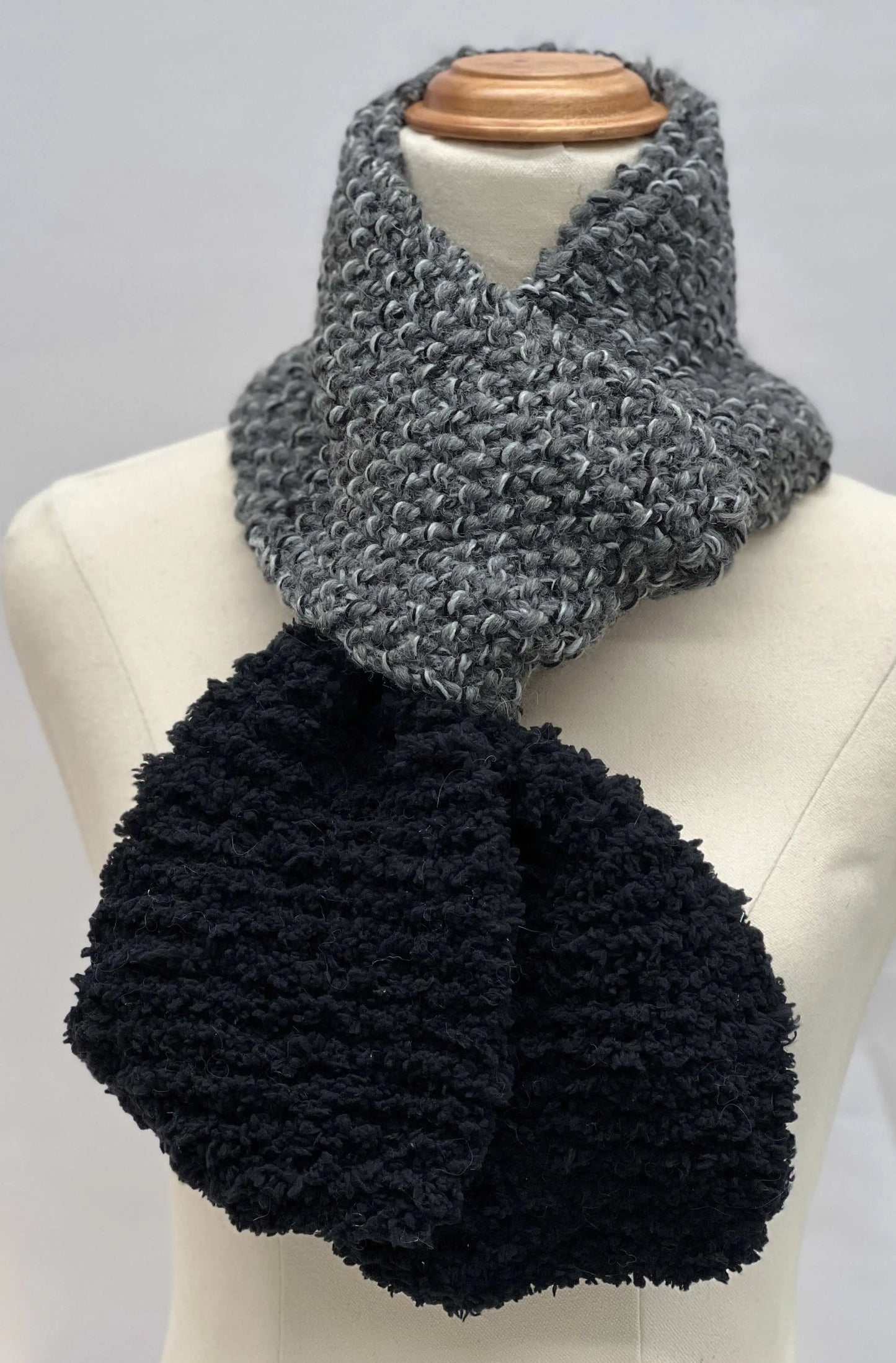 Knitted or Crocheted Scarves HeyBou