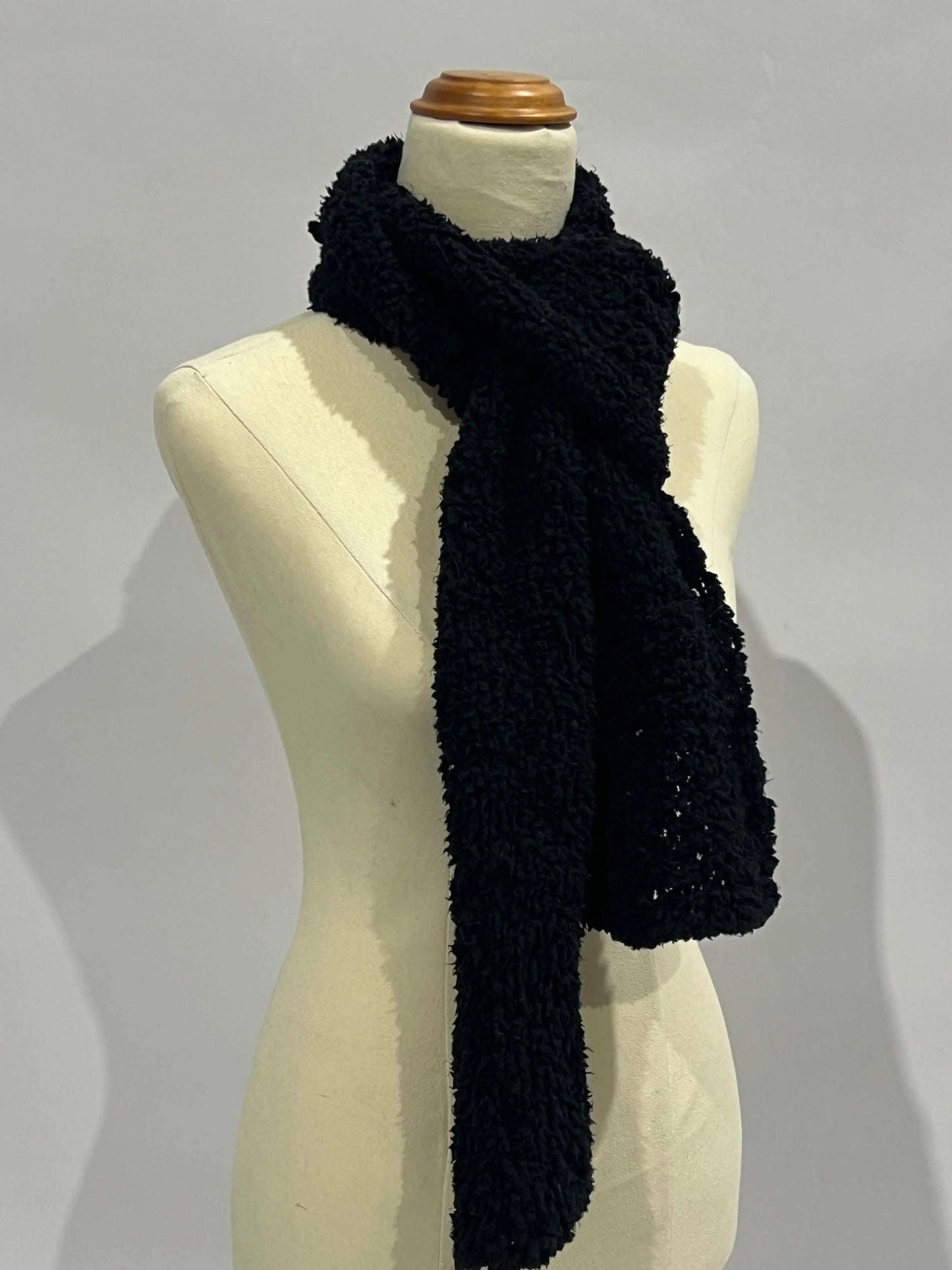 Knitted or Crocheted Scarves HeyBou
