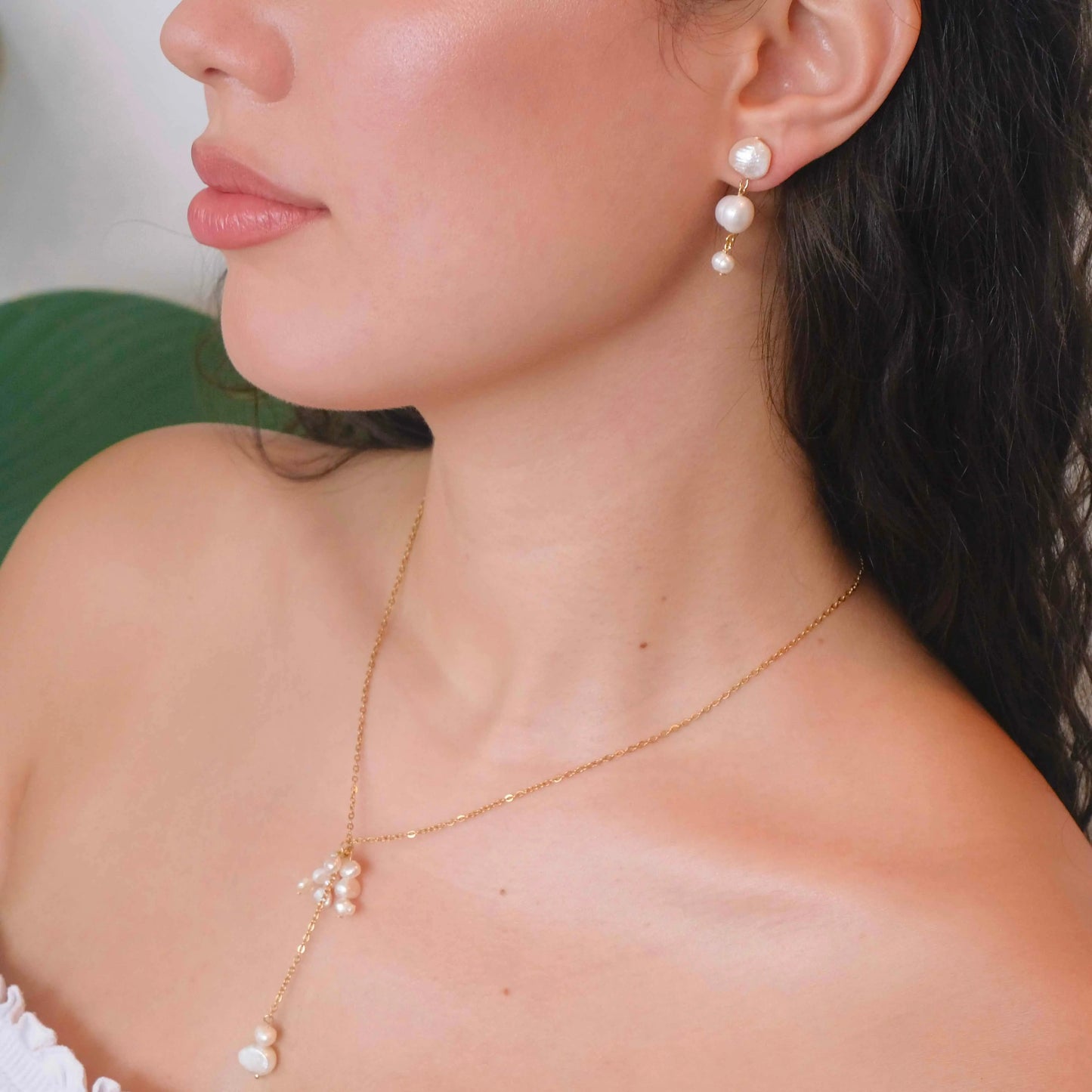 Rocio Pearl Necklace Arete