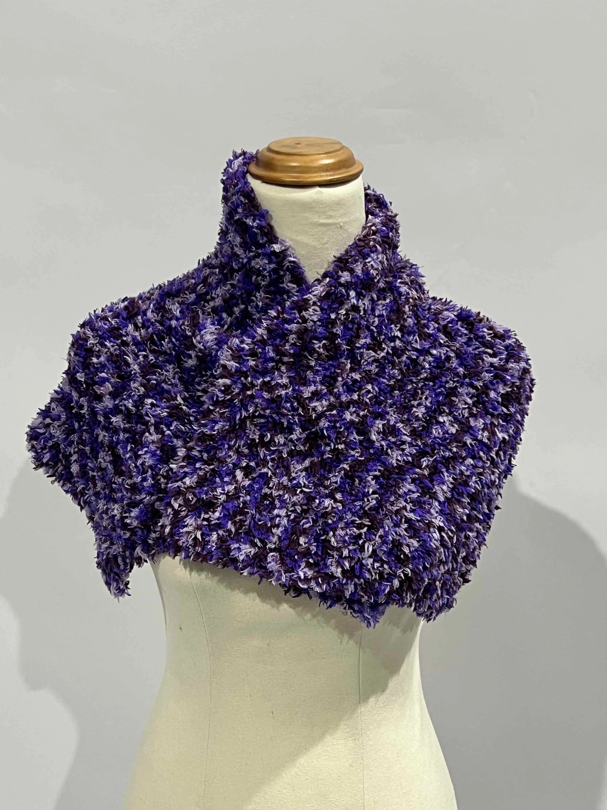 Knitted or Crocheted Scarves HeyBou